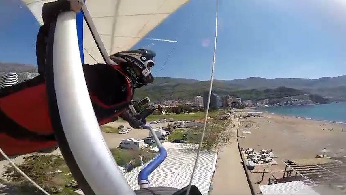 Esad je jedan od retkih zmajara u Srbiji (11).jpg