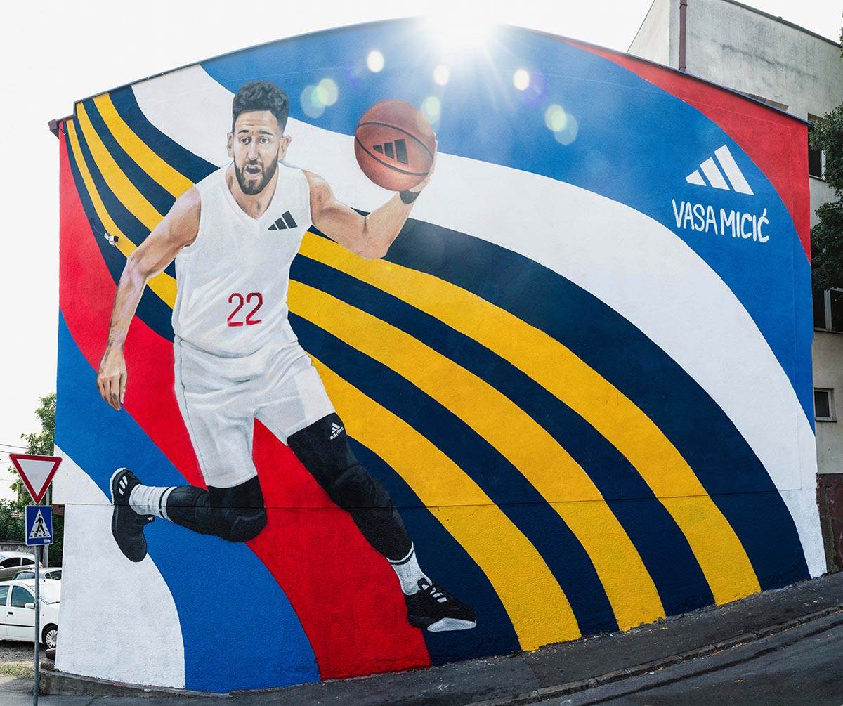 Vasilije Micić mural na Karaburmi (1).jpg