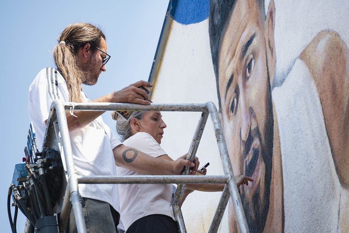 Vasilije Micić mural na Karaburmi (3).jpg