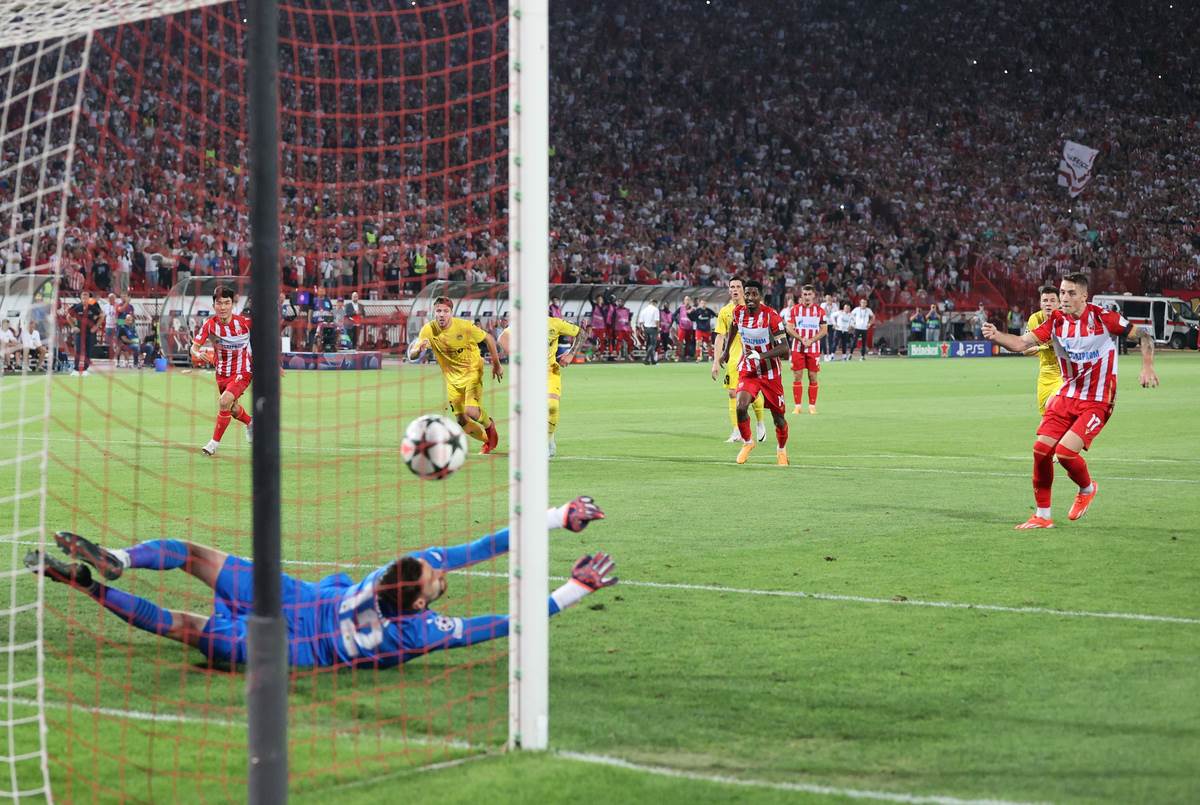 Crvena zvezda VS BODO GLIMT (3).JPG