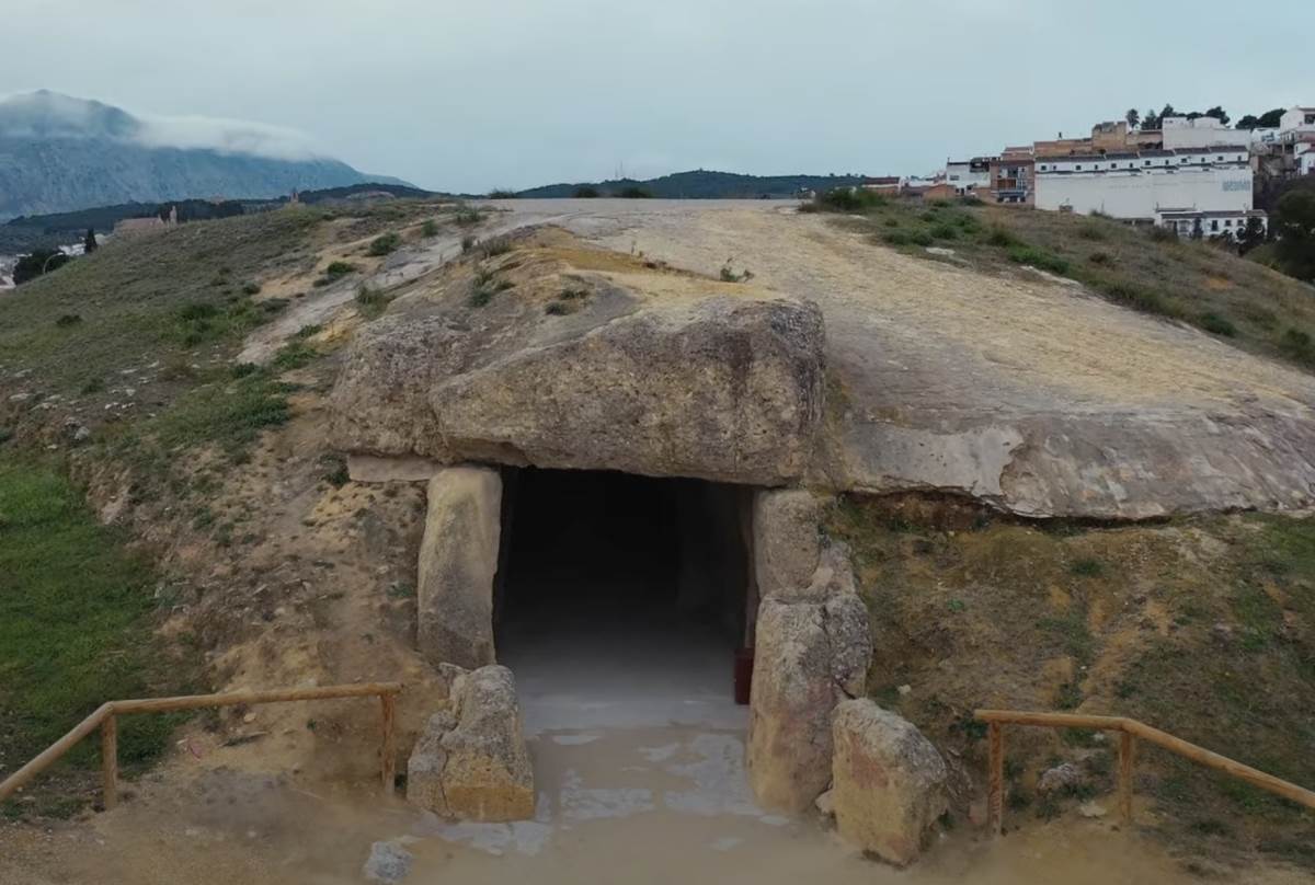 menga dolmen u spaniji 2.png