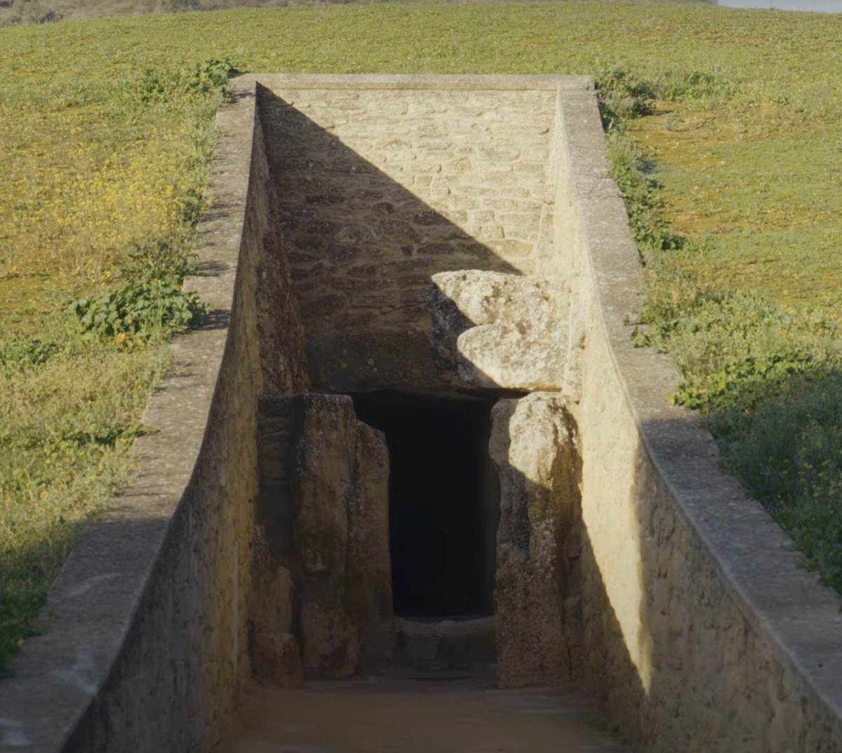 menga dolmen u spaniji 6.png