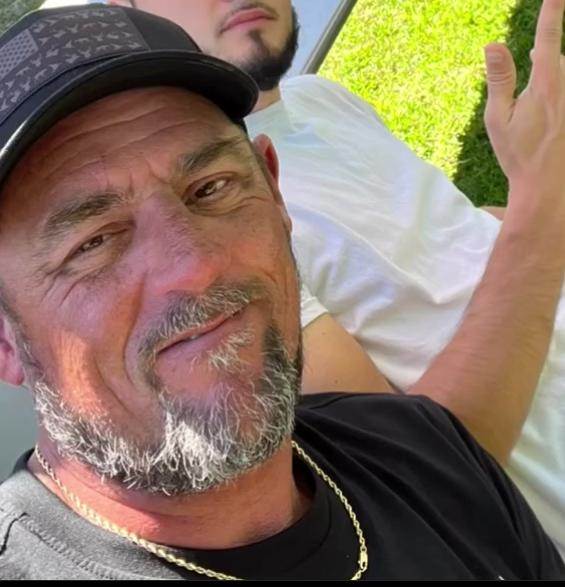 Lana Del Rej se udala pod šatorom pored močvare