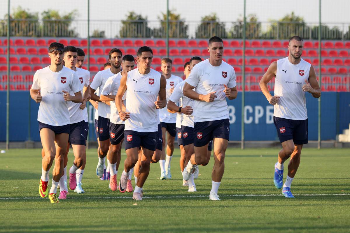 Fudbal, Srbija, trening (30).jpg