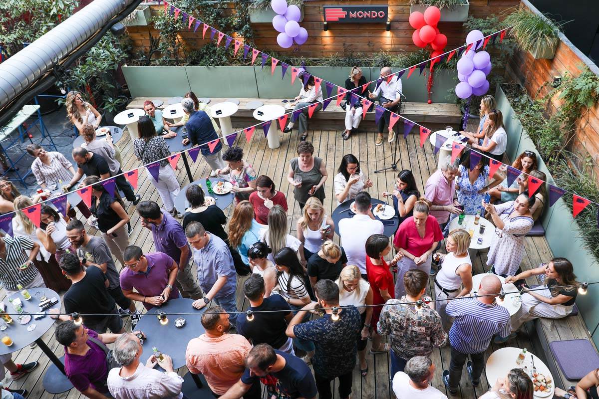 MONDO 20 GODINA-5.jpg