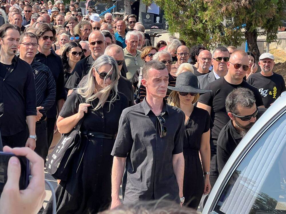 Bora Čorba sahrana - povorka