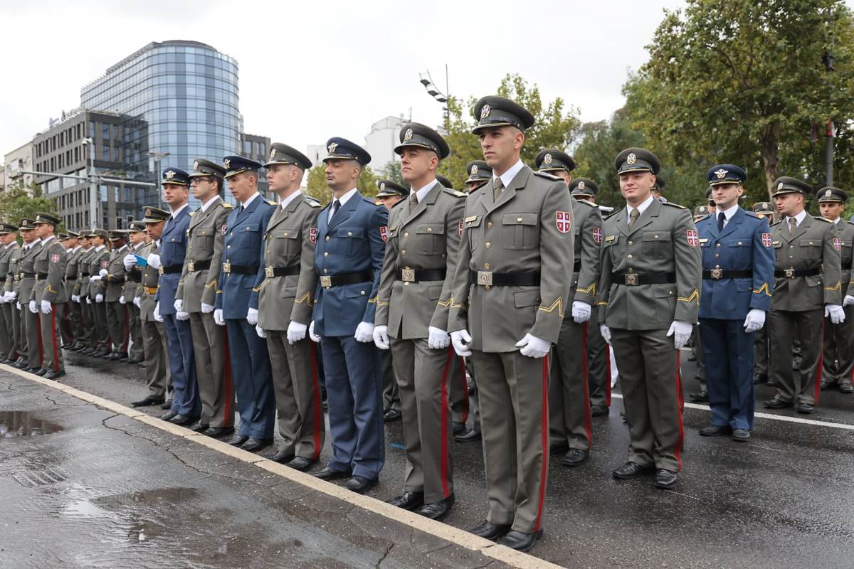 Vojska Srbije, promocija oficira Vojska Srbije.jpg