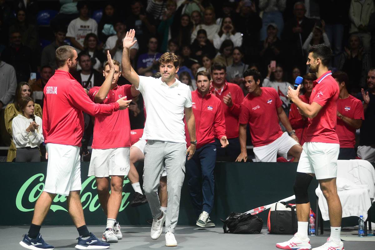 Novak Đoković se zahvalio publici i Hamadu Međedoviću