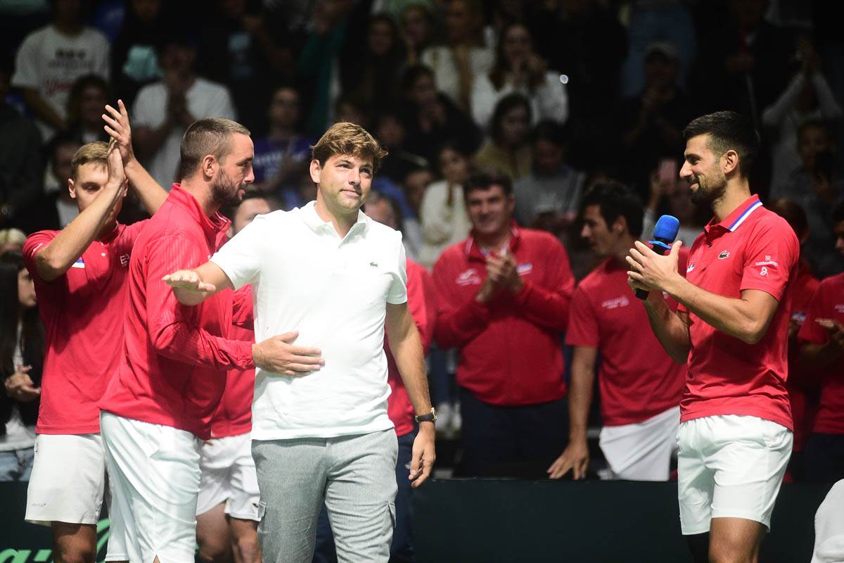 Novak Đoković se zahvalio publici i Hamadu Međedoviću