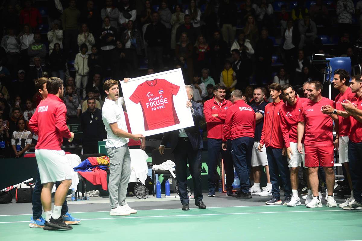 Novak Đoković se zahvalio publici i Hamadu Međedoviću