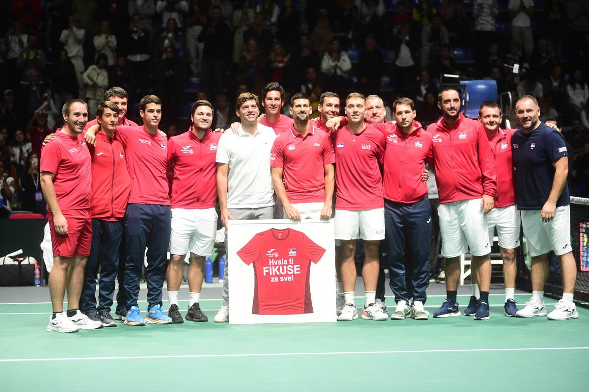 Novak Đoković se zahvalio publici i Hamadu Međedoviću