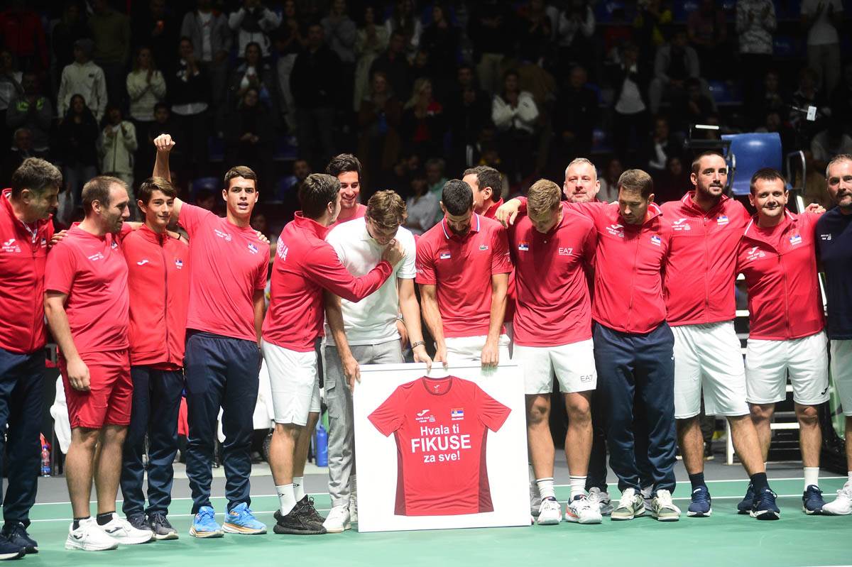 Novak Đoković se zahvalio publici i Hamadu Međedoviću