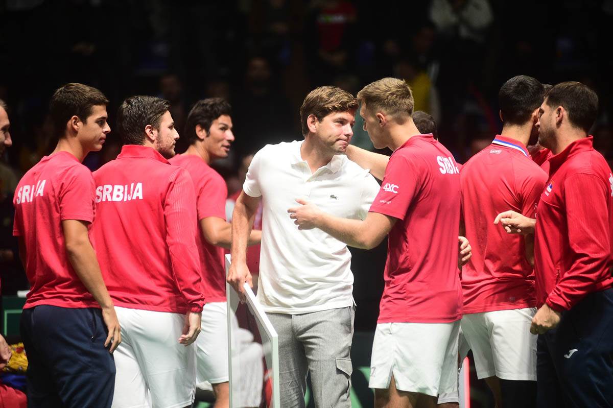 Novak Đoković se zahvalio publici i Hamadu Međedoviću