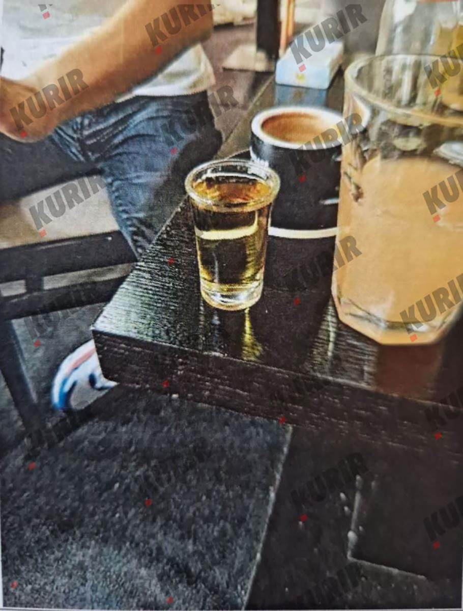 Vatromet na stadionu Partizana posle likvidacije Damira Hadžića i Alana Kožara (7).jpg