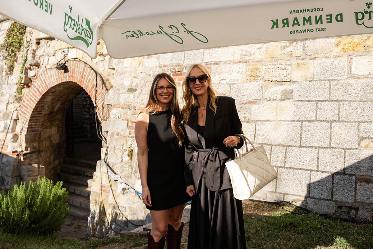 mondo take a break (2).jpg