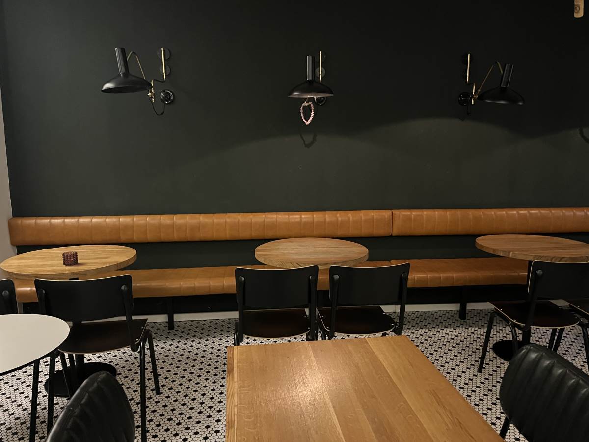 LeVino Wine Bar Slovenija