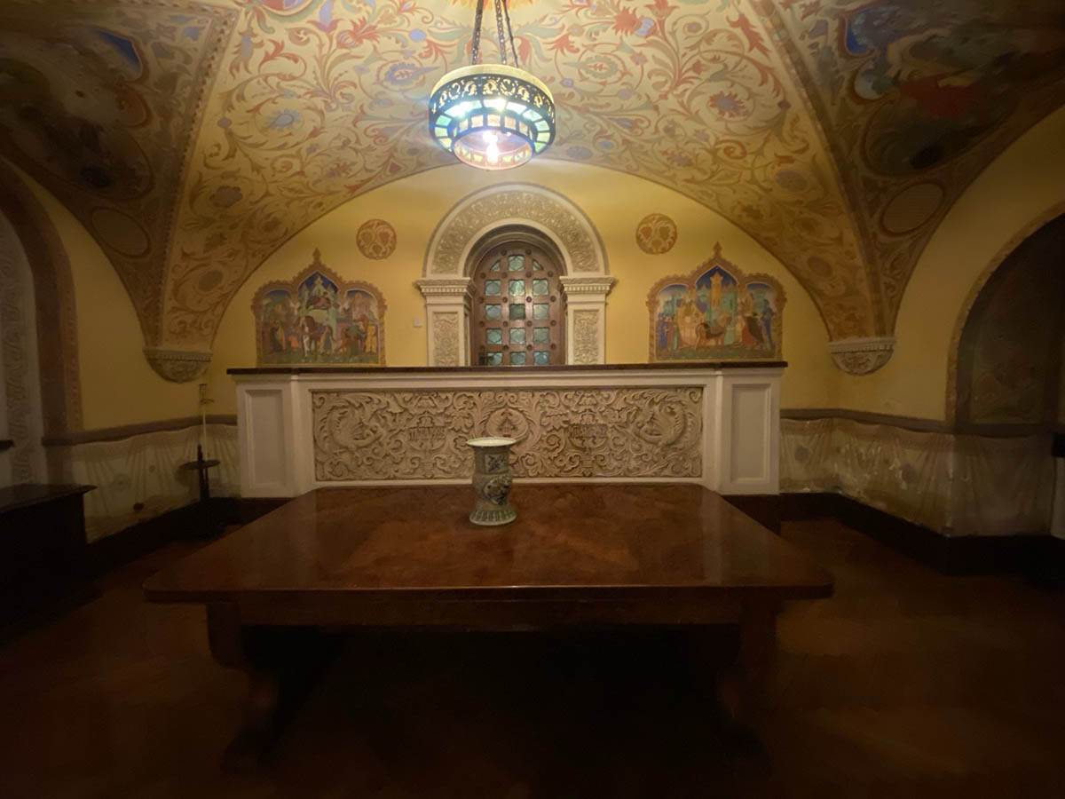 kraljevski dvor11.jpg