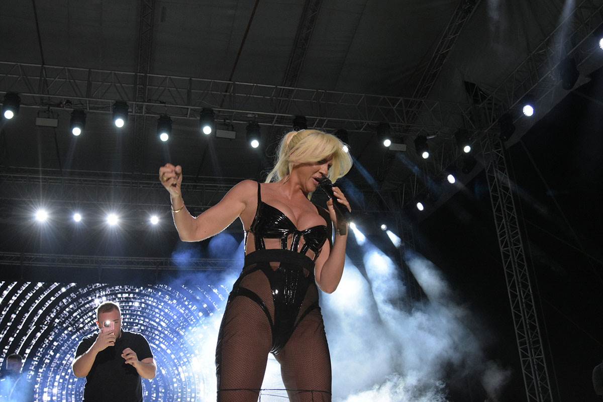 Jelena Karleuša  (2).jpg