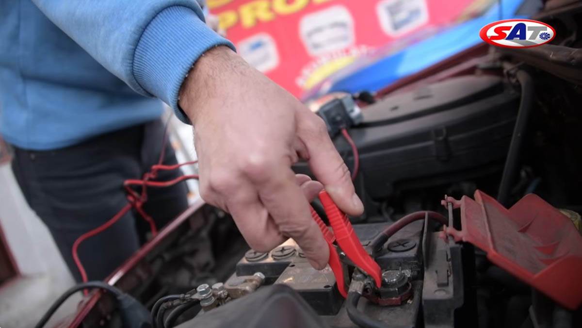 Kako pravilno napuniti akumulator (7).jpg