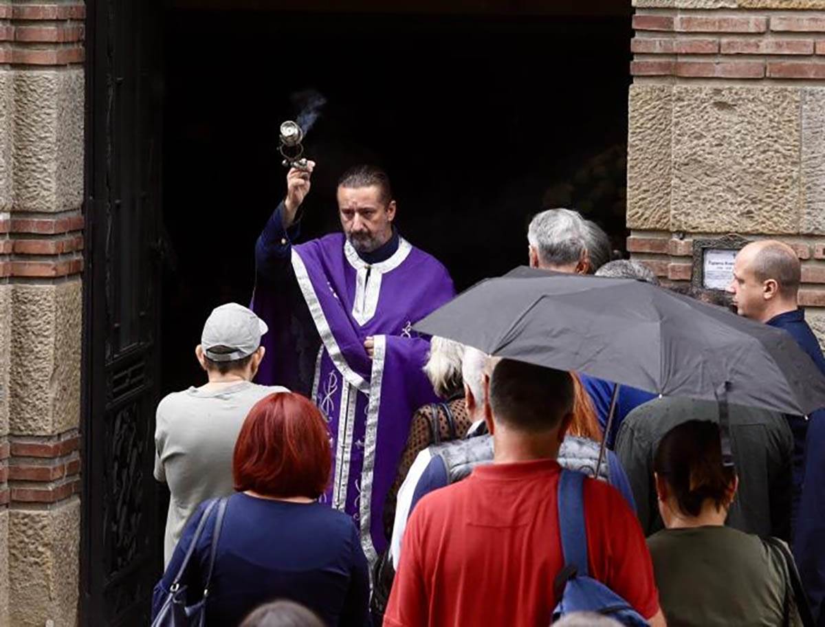 Sahrana Radmile Živković (3).jpg