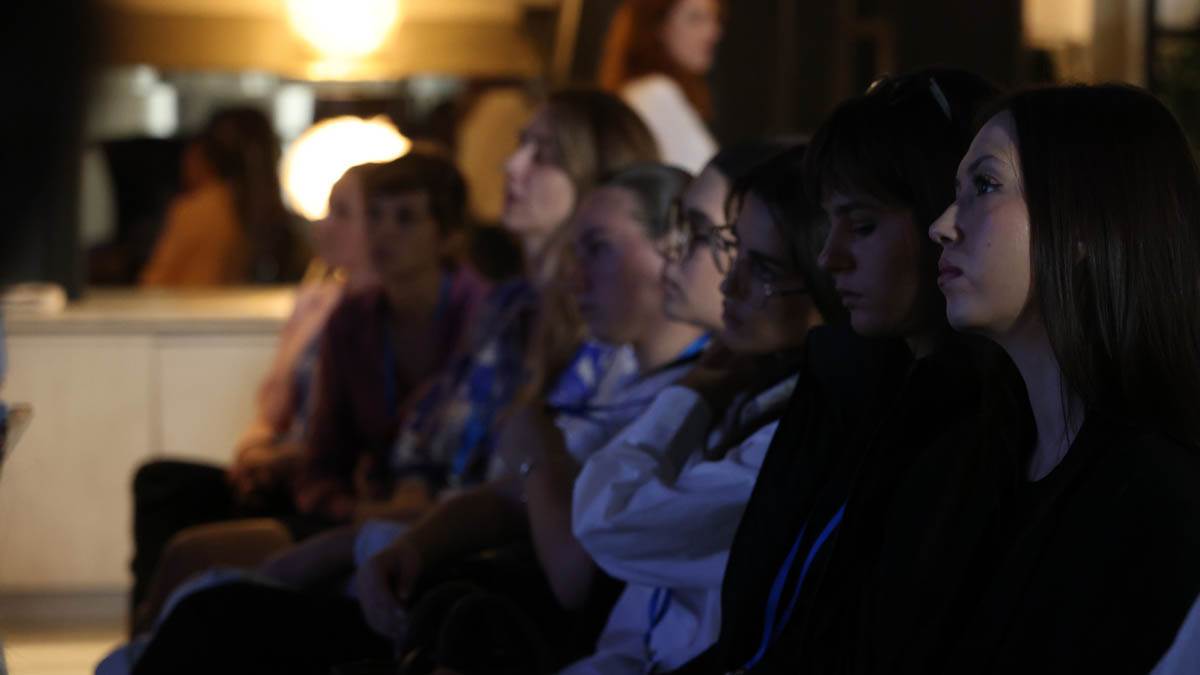 Untitled design (2) (1).jpg