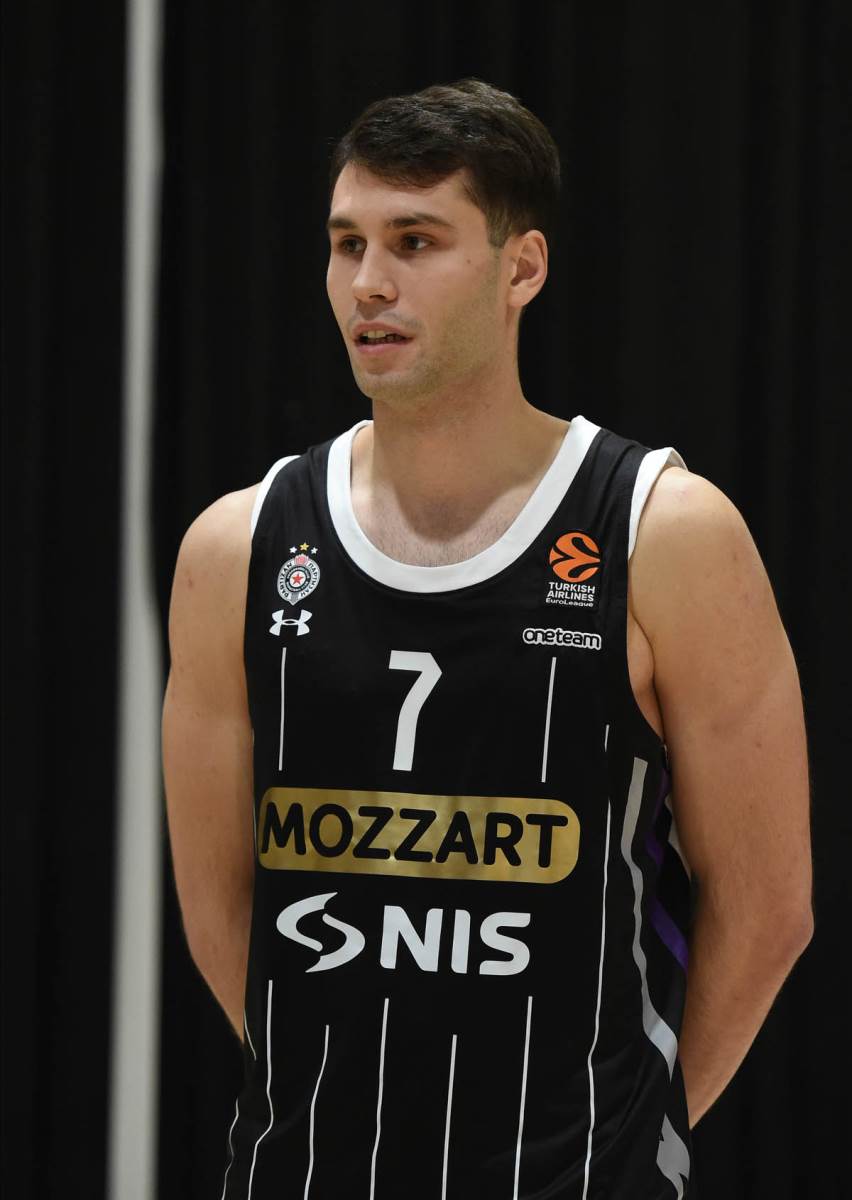 Mario Nakić (11).jpg