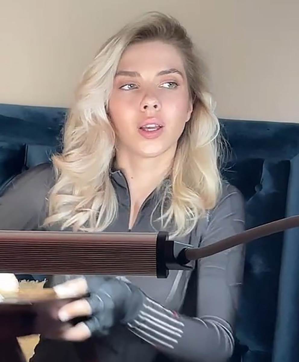 Kejt Šumskaja (3).jpg