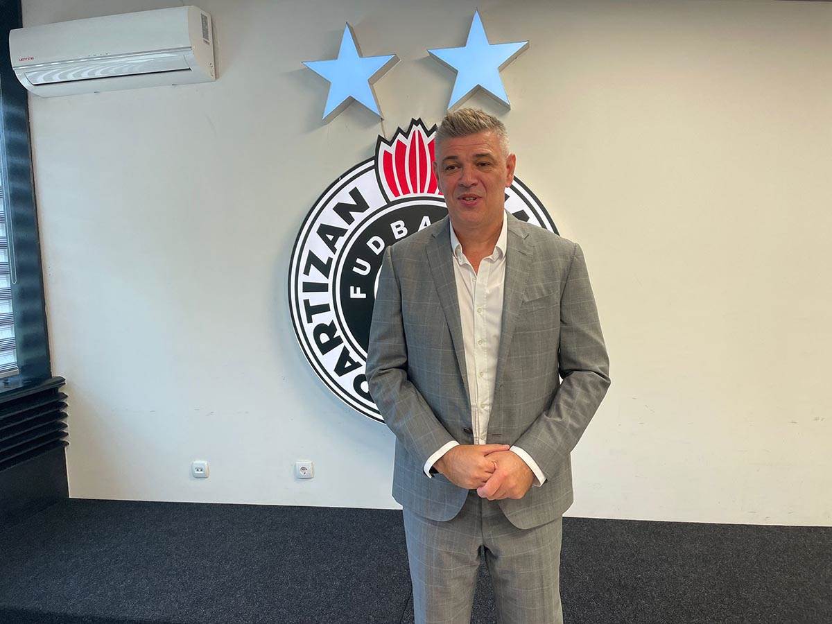 Savo Milošević konferencija (4).jpg