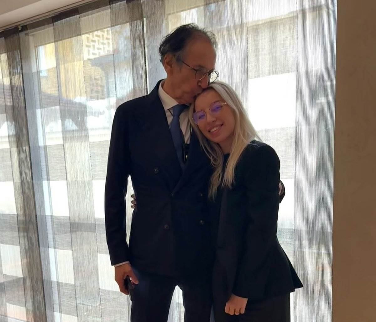 Usvojena ćerka najbogatijeg Srbina čestitala ocu 74 rođendan