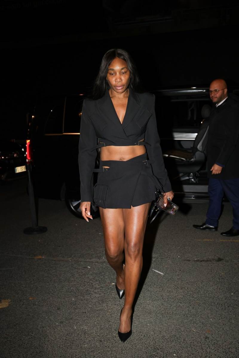 Venus Vilijams u miniću pokazala vitke noge