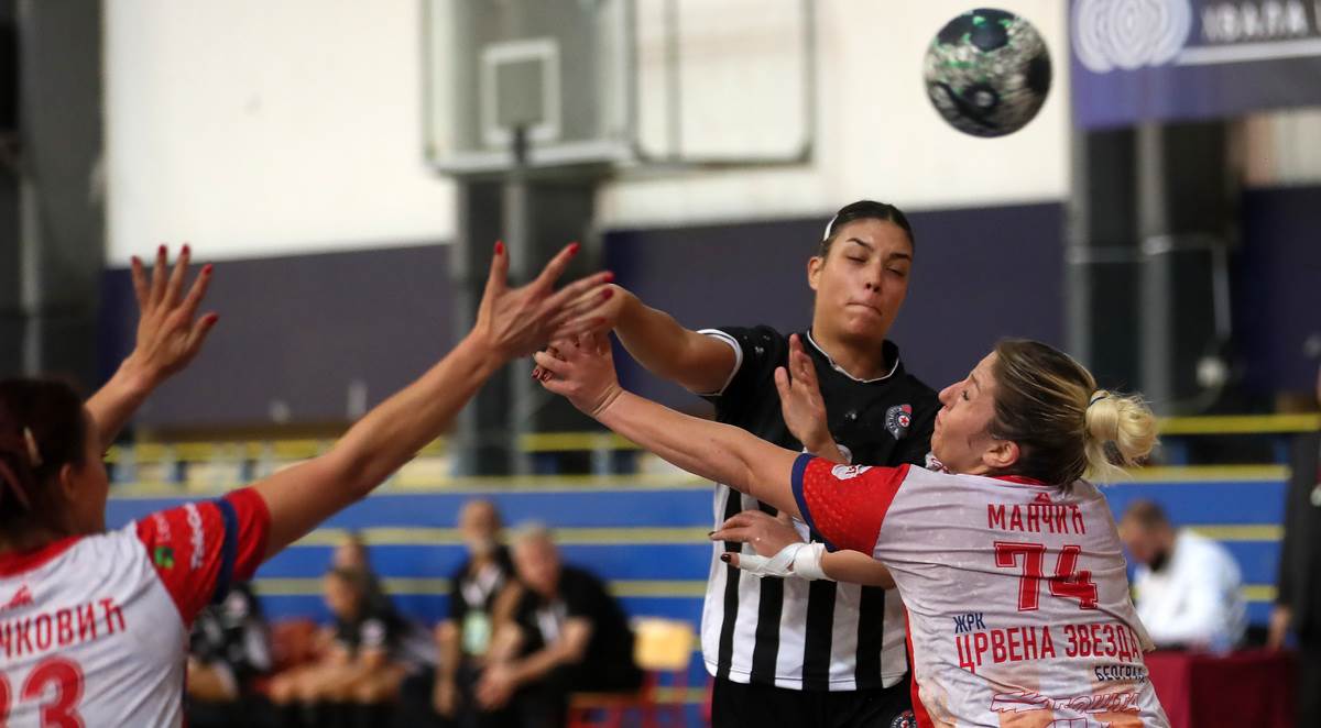 Crvena zvezda Partizan (12).JPG