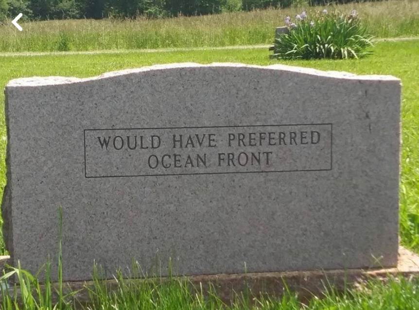 Urnebesni natpisi na spomenicima