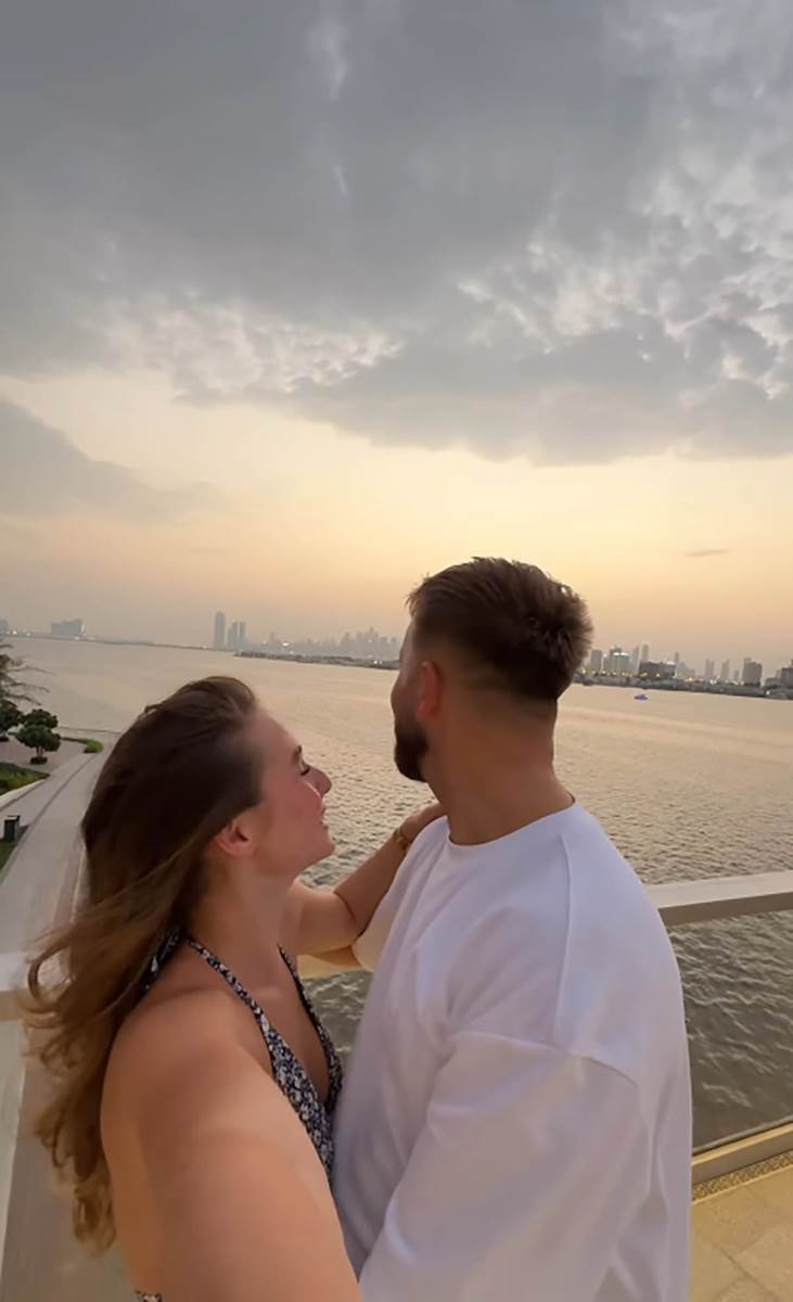 Adriana Kadar (3).jpg