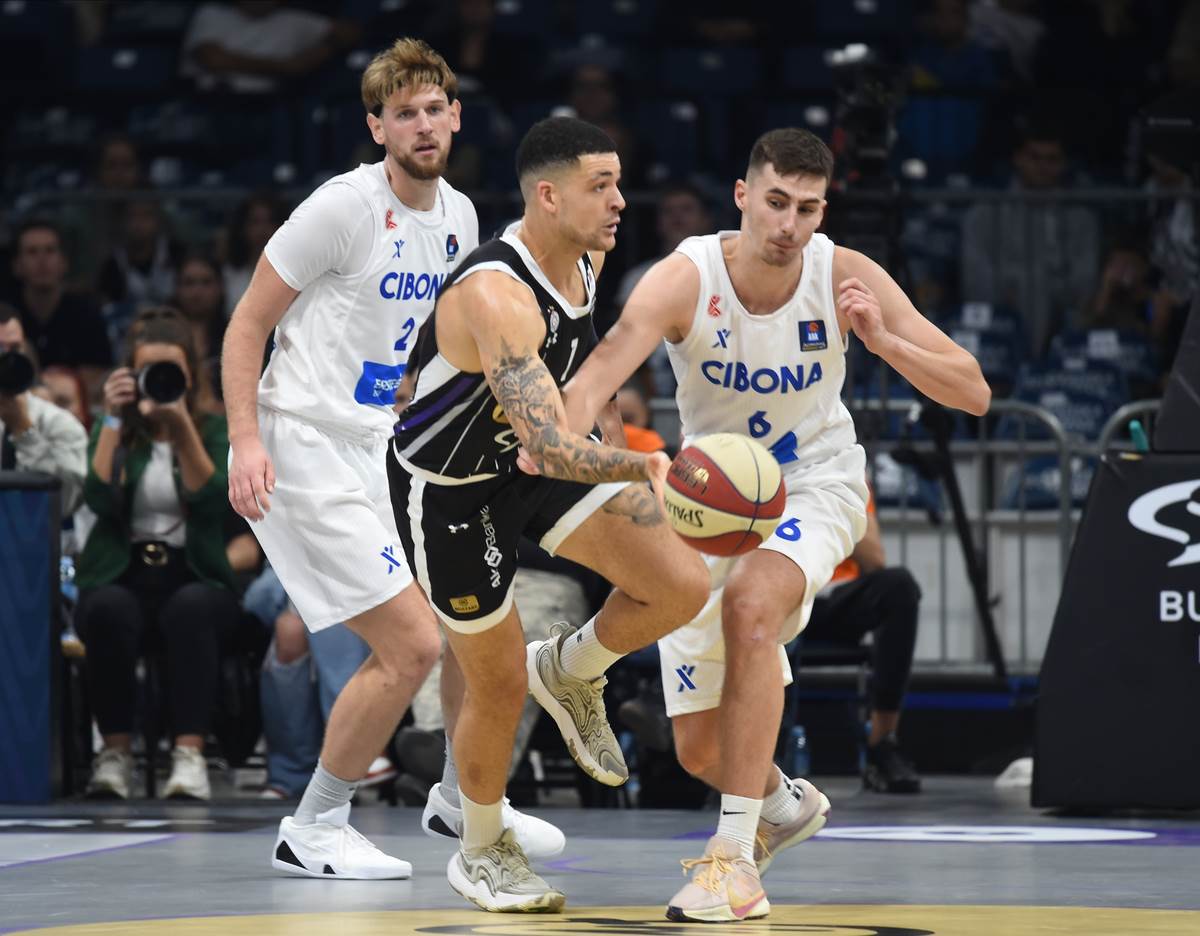 PARTIZAN vs CIBONA (3).jpg