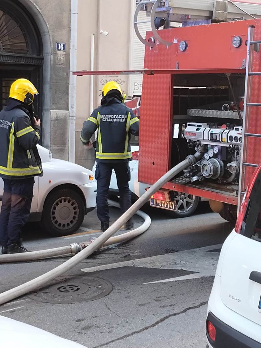 Požar u Beogradu u Vlajkovićevoj 