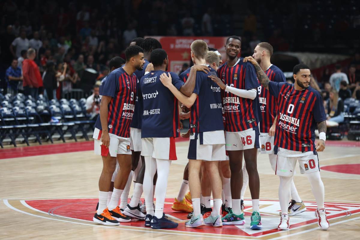 WhatsApp Image 2024-10-09 at 19.42.49(1).jpg