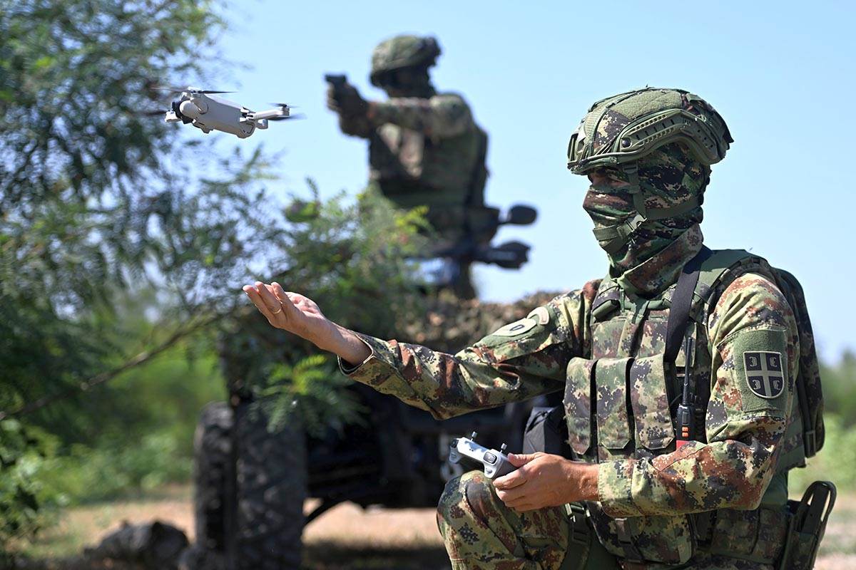 Vojska Srbije, vojnici, kopnena jedinica (3).jpg