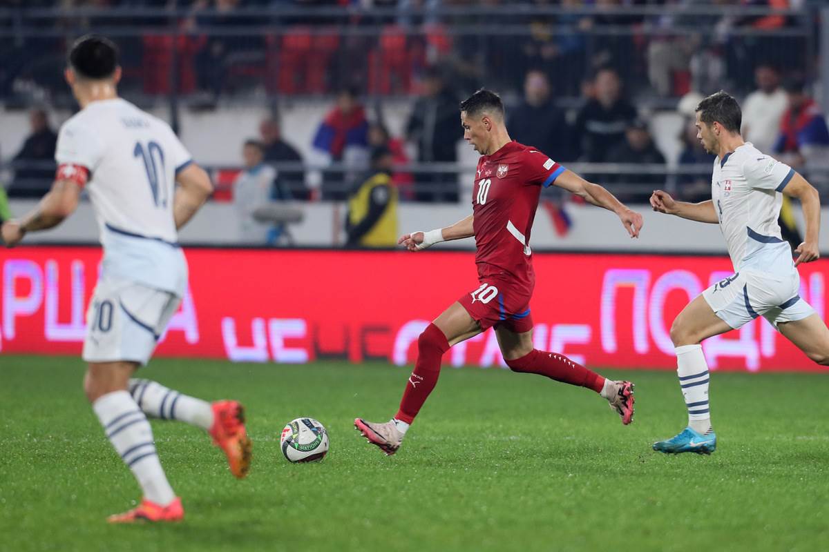 FSS zbog kazne UEFA objavio spisak zabranjenih stvari