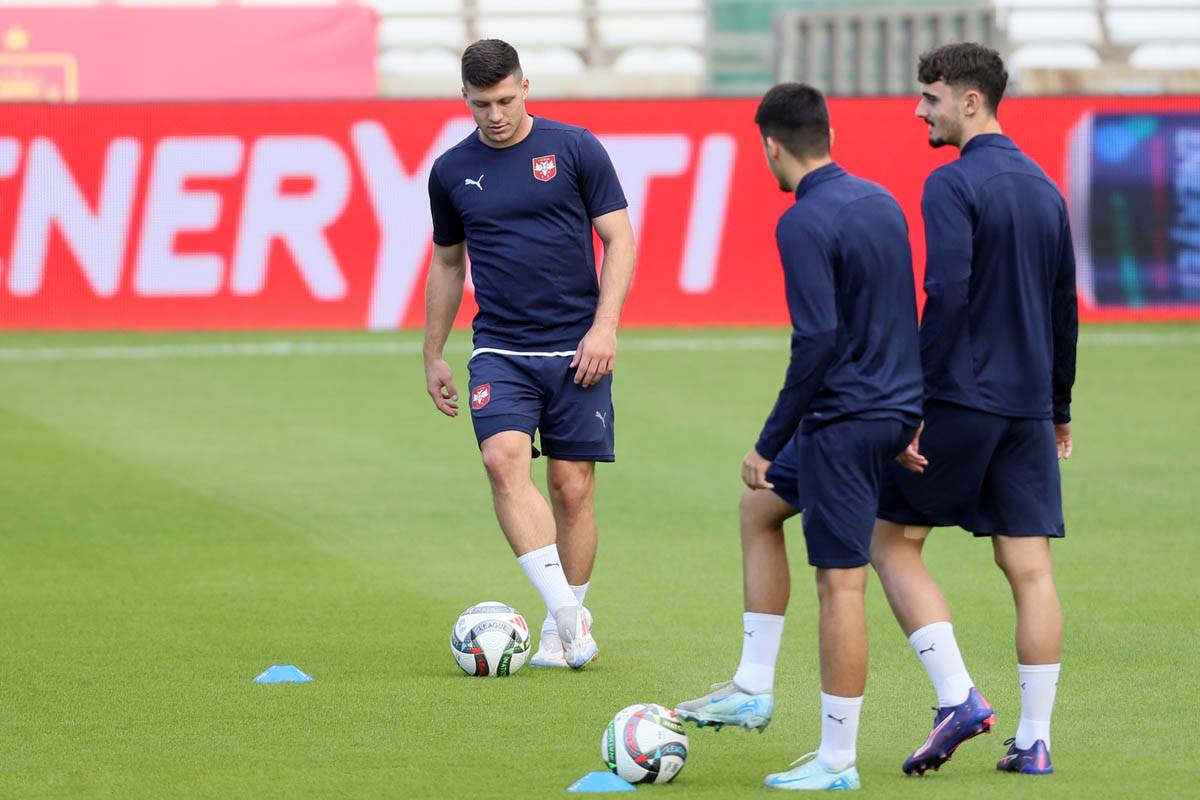 Trening fudbalera reprezentacije Srbije   (5).jpg