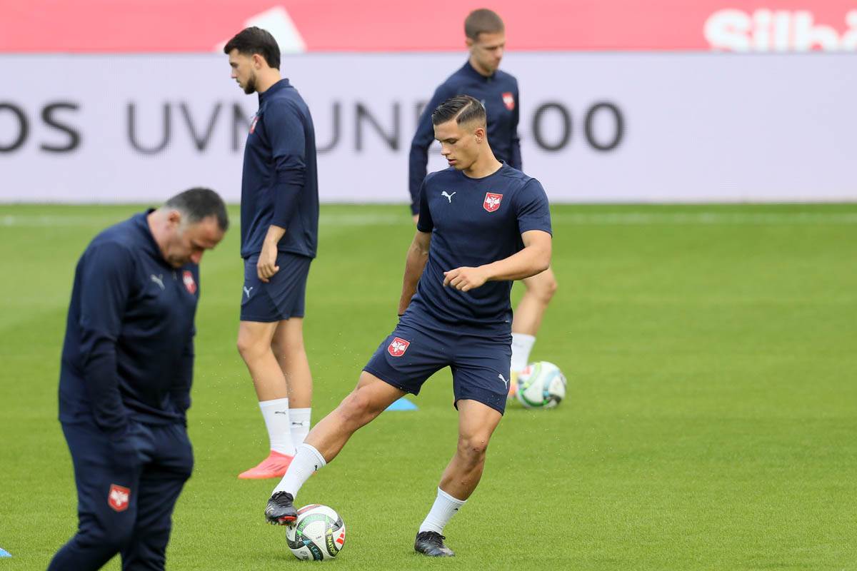 Trening fudbalera reprezentacije Srbije   (7).jpg