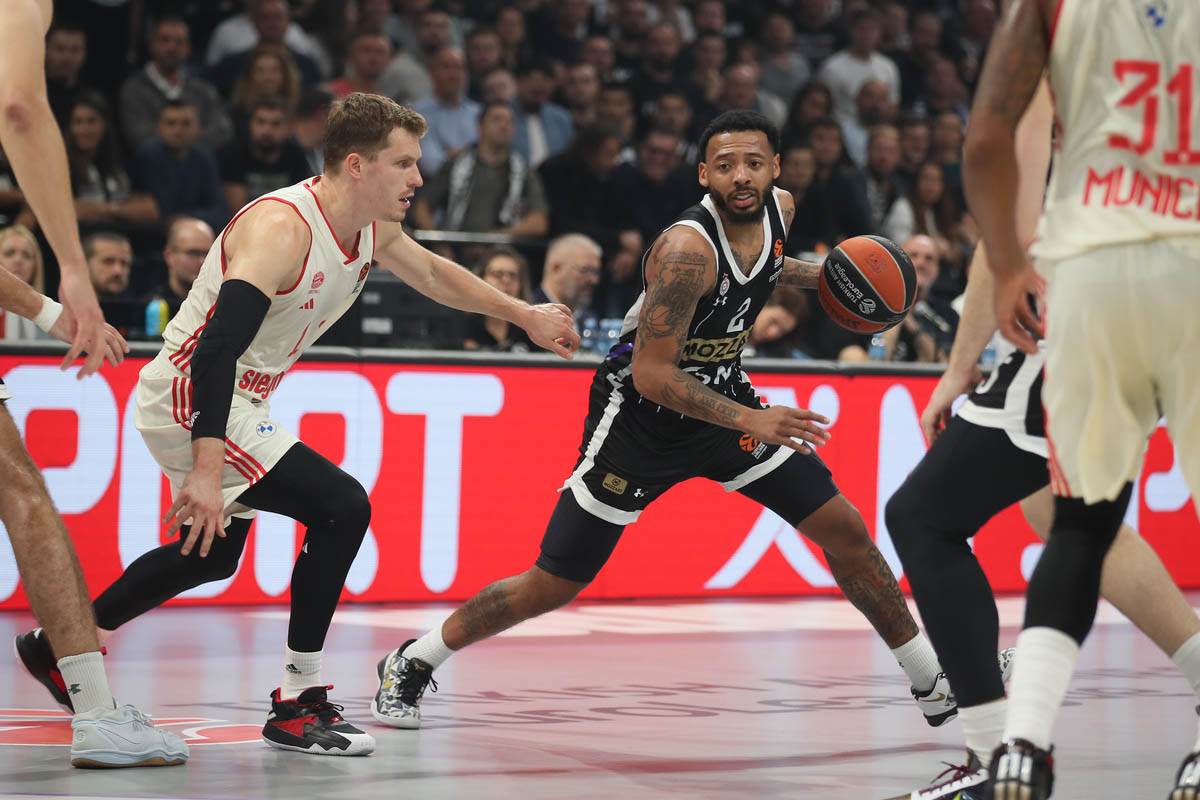 Partizan-Bajern (10).jpg