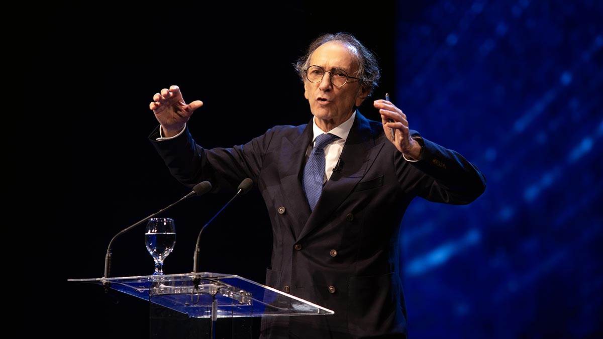 3. Gospodin Philip Zepter copy.jpg