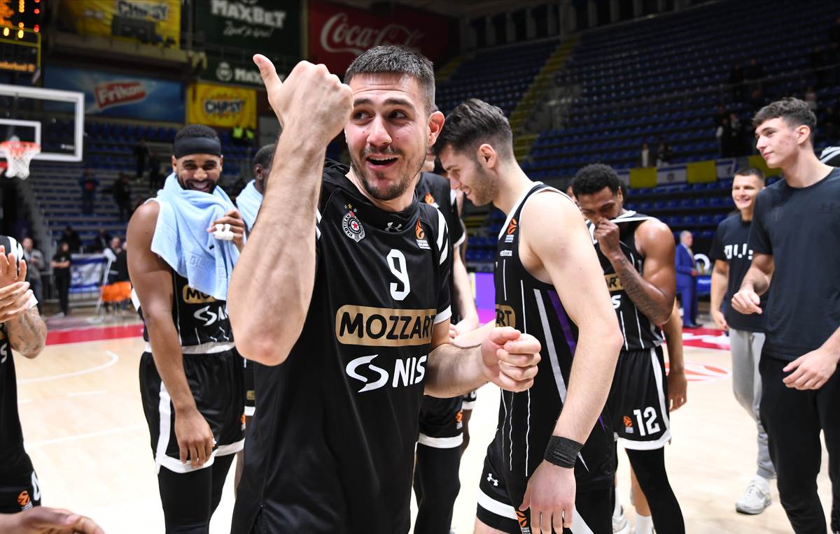 MACCABI_vs_PARTIZAN_75.jpg
