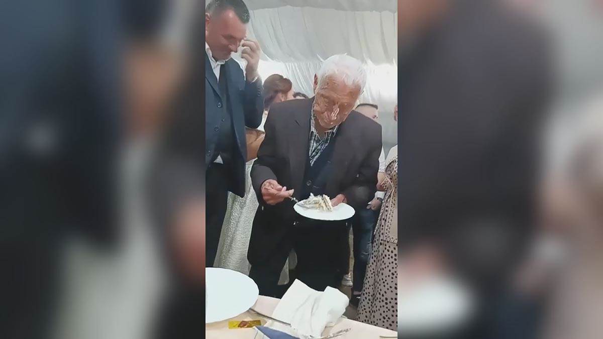 Nesvakidašnje slavlje u selu Negbina kod Nove  (3).jpg