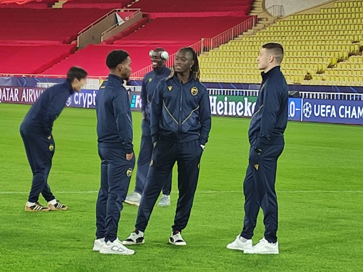 Šetnja fudbalera Crvene zvezde u Monaku (6).jpg