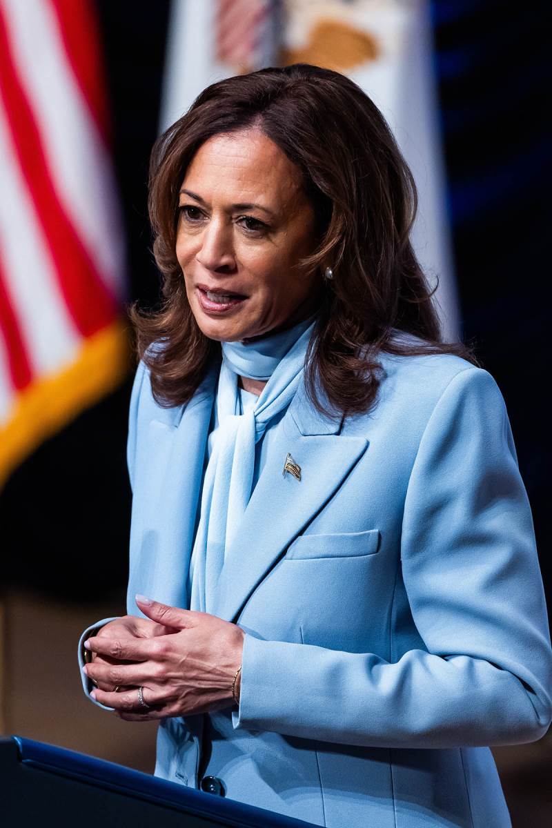 kamala haris  (11).jpg