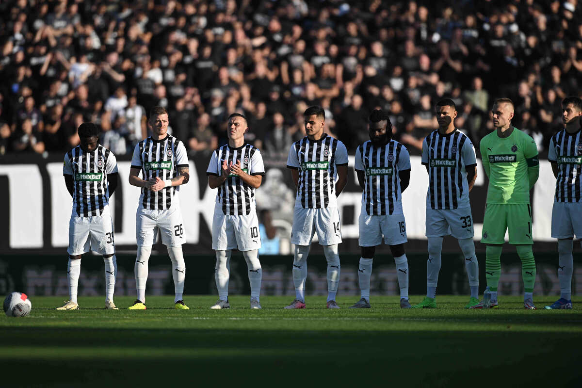 Aleksandar Filipović posle pobede Partizana nad Čukaričkim