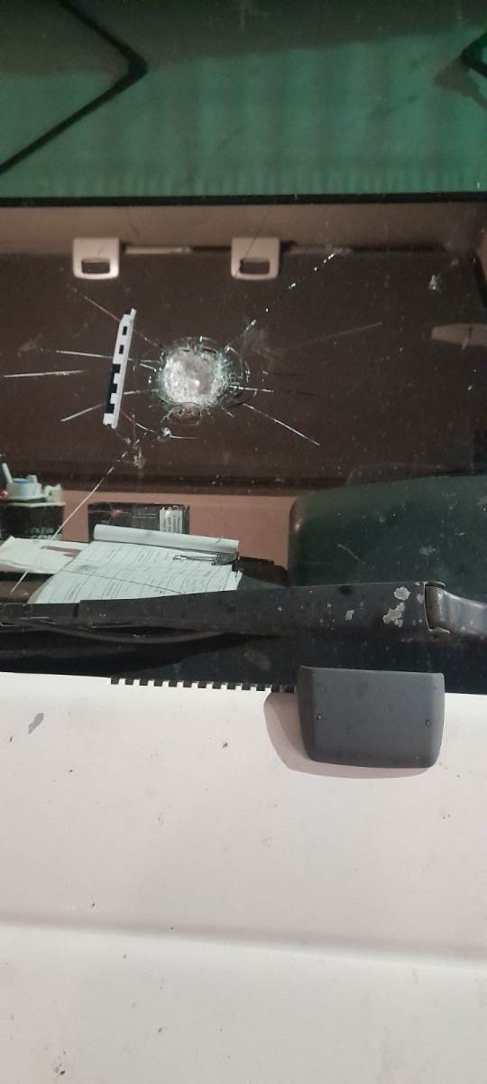 kamenjem zasuli vozila na Ibarskoj magistrali  (4).jpg