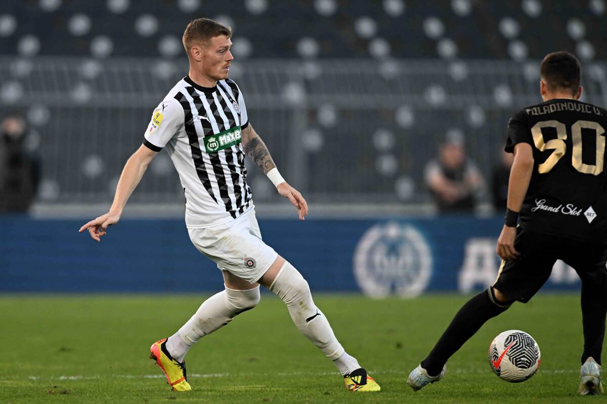 Aleksandar Filipović posle pobede Partizana nad Čukaričkim