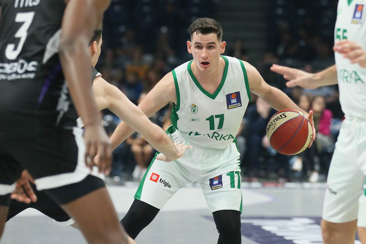 Uništen teren dvorane Krke u Novom Mestu